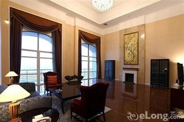 Blue Horizon International Hotel (Dongying)